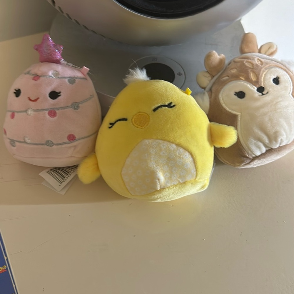 Chick, pink Xmas tree, and reindeer squish mallow